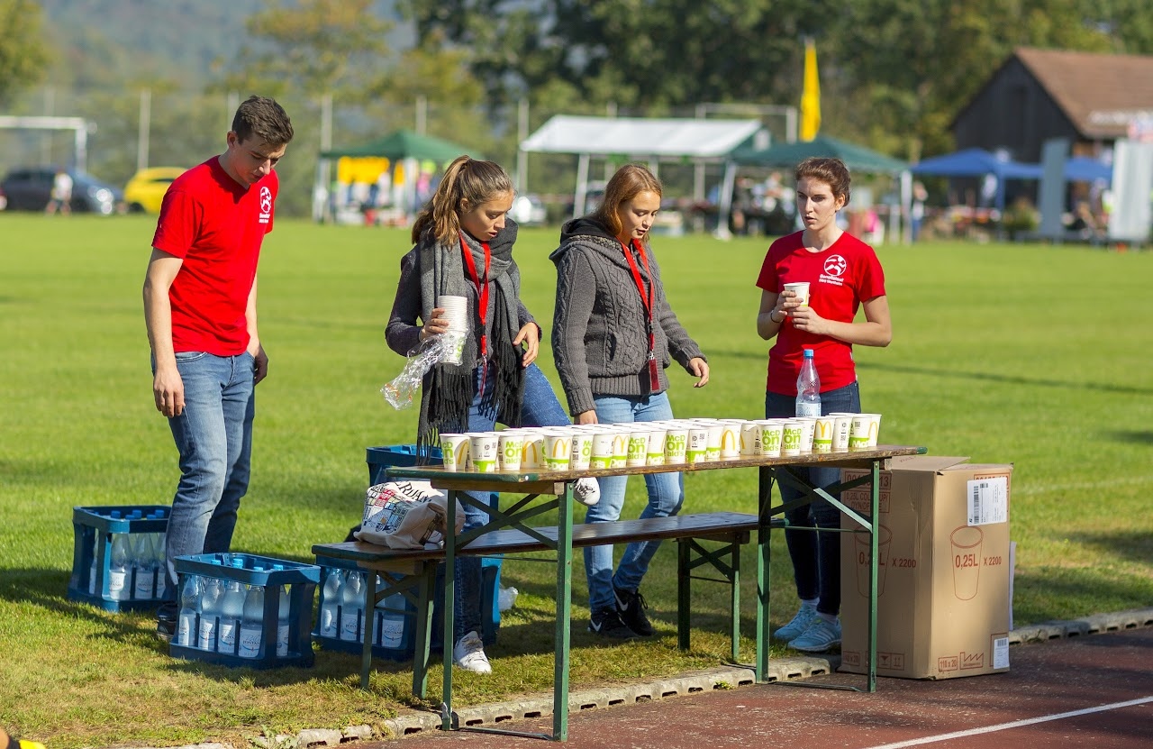 Bild vom 9. Benefizlauf im Jahr 2016. Dies ist das 38. Bild.